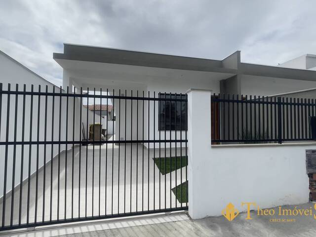 #124 - Casa para Venda em Barra Velha - SC