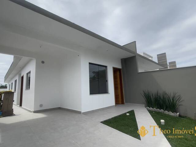 #124 - Casa para Venda em Barra Velha - SC