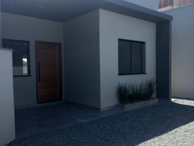 #173 - Casa para Venda em Barra Velha - SC