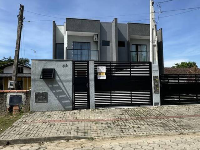 #180 - Casa para Venda em Barra Velha - SC