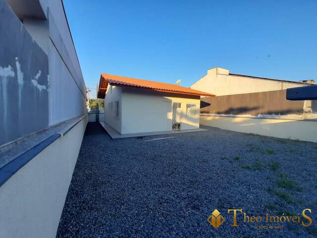 Casa para Venda em Barra Velha - 3