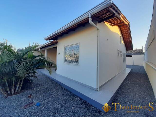 Casa para Venda em Barra Velha - 2