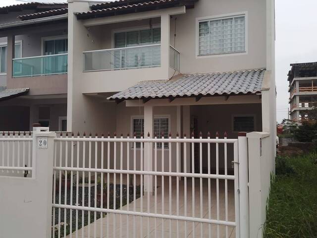 #318 - Casa para Venda em Barra Velha - SC