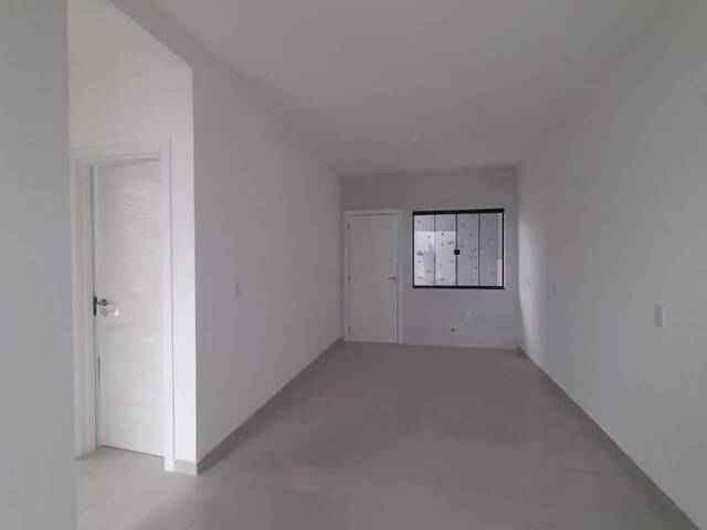 Casa para Venda em Barra Velha - 4