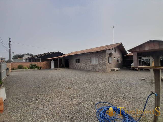 #352 - Casa para Venda em Barra Velha - SC