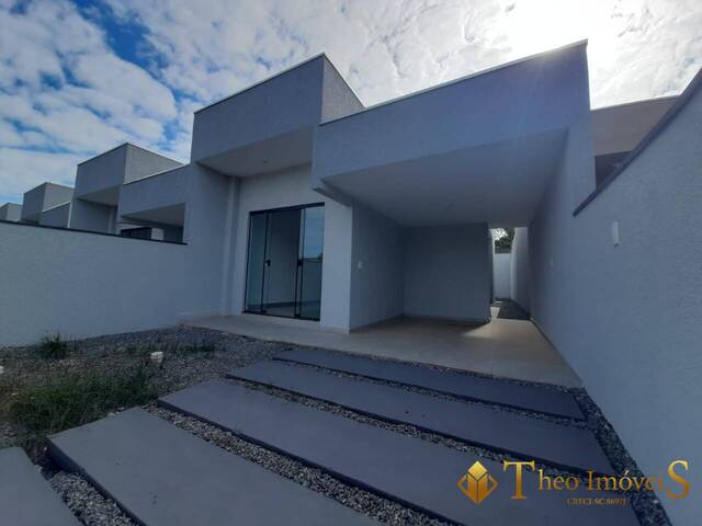 #429 - Casa para Venda em Barra Velha - SC - 2