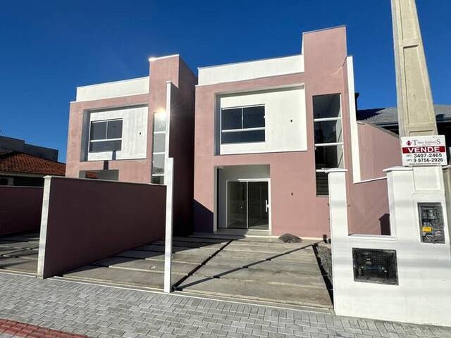 #515 - Casa para Venda em Barra Velha - SC - 2