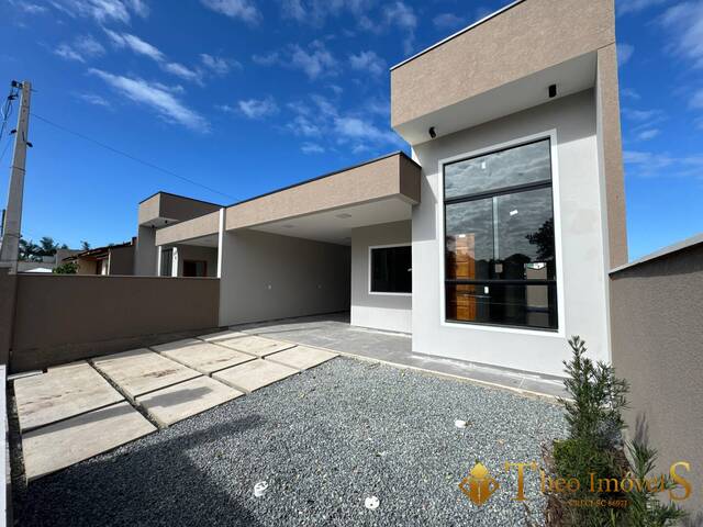#521 - Casa para Venda em Barra Velha - SC - 2