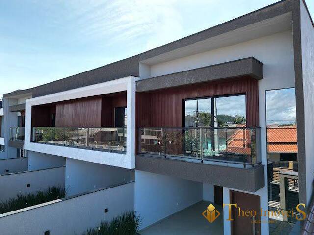 #588 - Casa para Venda em Barra Velha - SC - 2