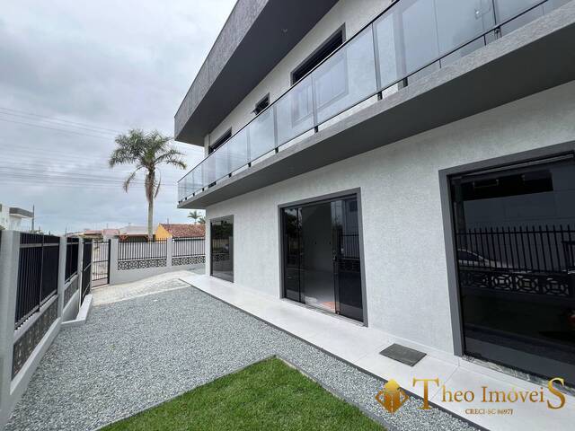 Sobrado para Venda em Barra Velha - 5