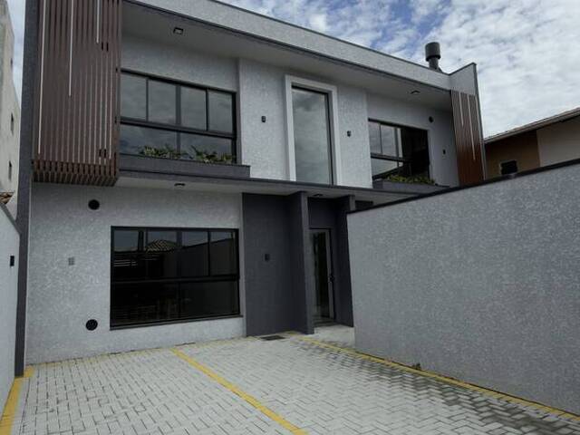 #610 - Apartamento para Venda em Barra Velha - SC - 2