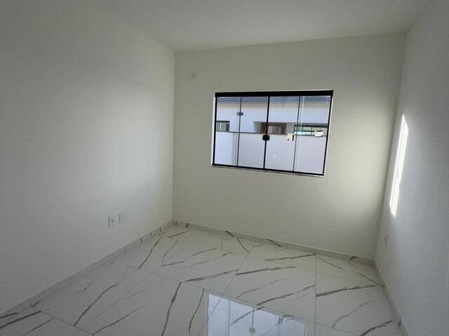 Casa para Venda em Barra Velha - 4