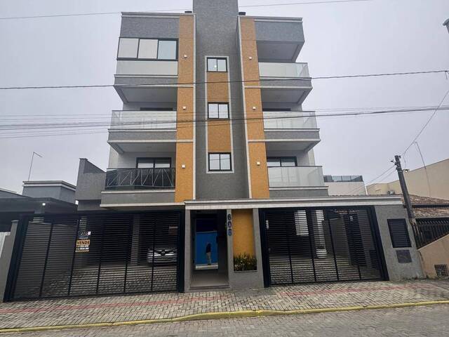 #635 - Apartamento para Venda em Balneário Piçarras - SC - 2