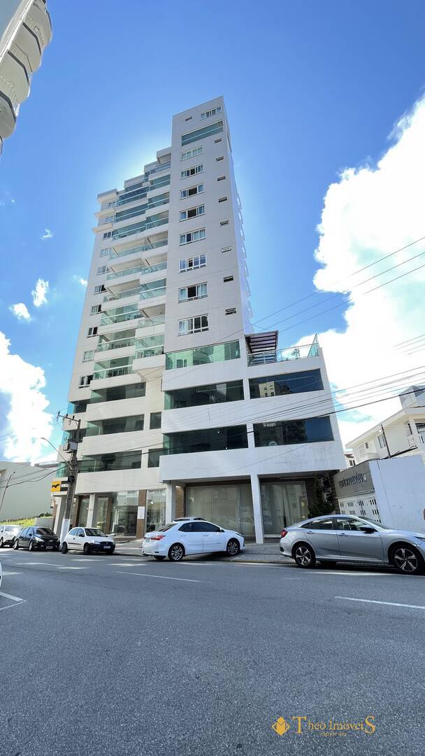 EXCELENTE APARTAMENTO MOBILIADO NO CENTRO DE BARRA VELHA