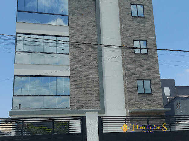 APARTAMENTOS A VENDA  A 500 METROS DA PRAIA NO BAIRRO ITACOLOMI EM PIÇARRAS