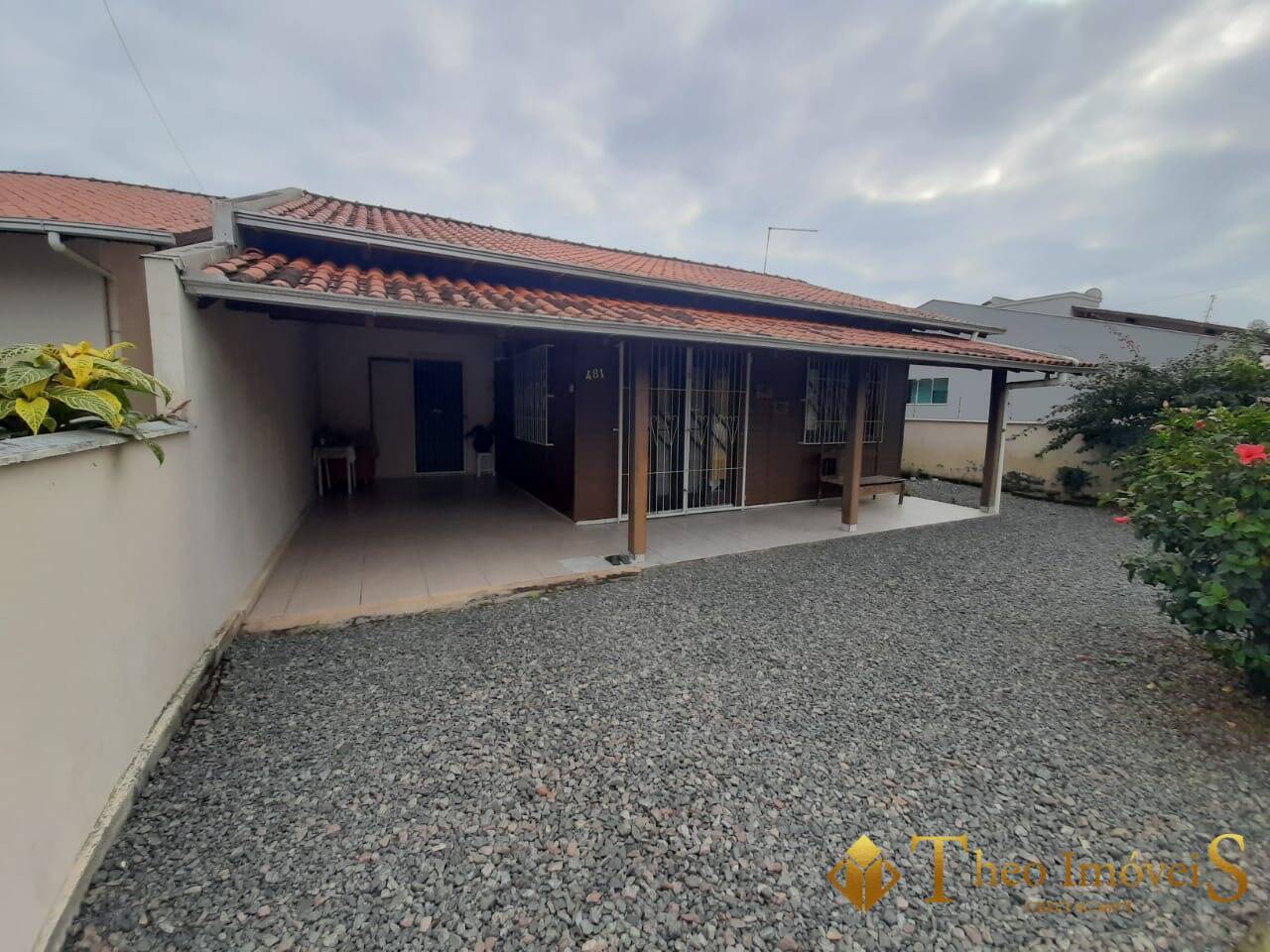 CASA A VENDA NA PRAIA DE ITAJUBA